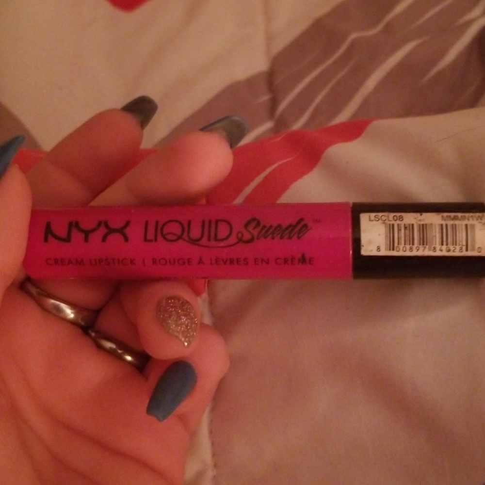 Nyx liquid suede in pink lust